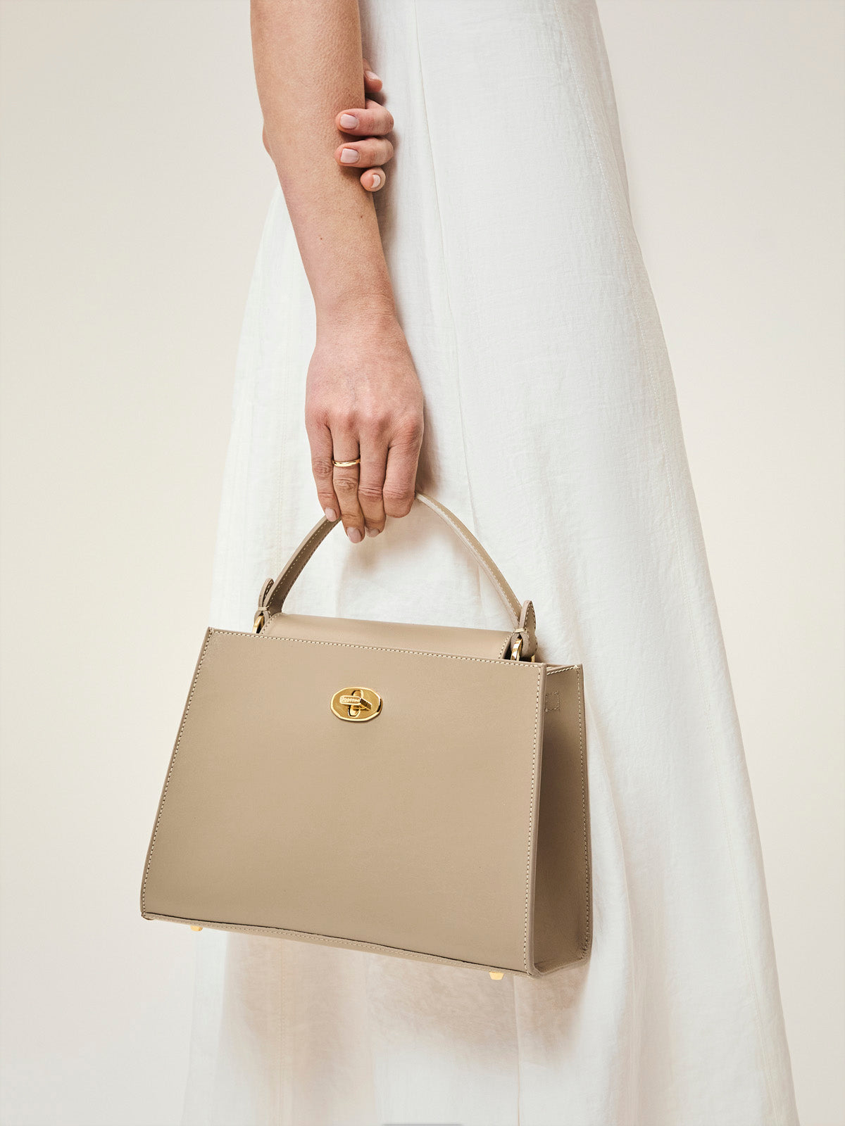 Claire Grande Bag