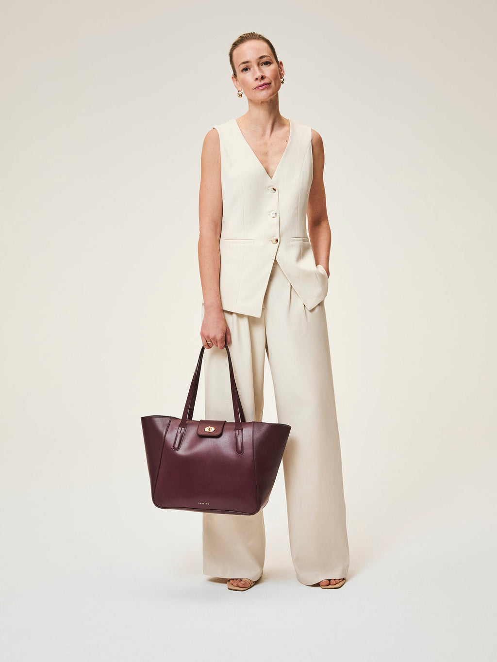 Willa Tote