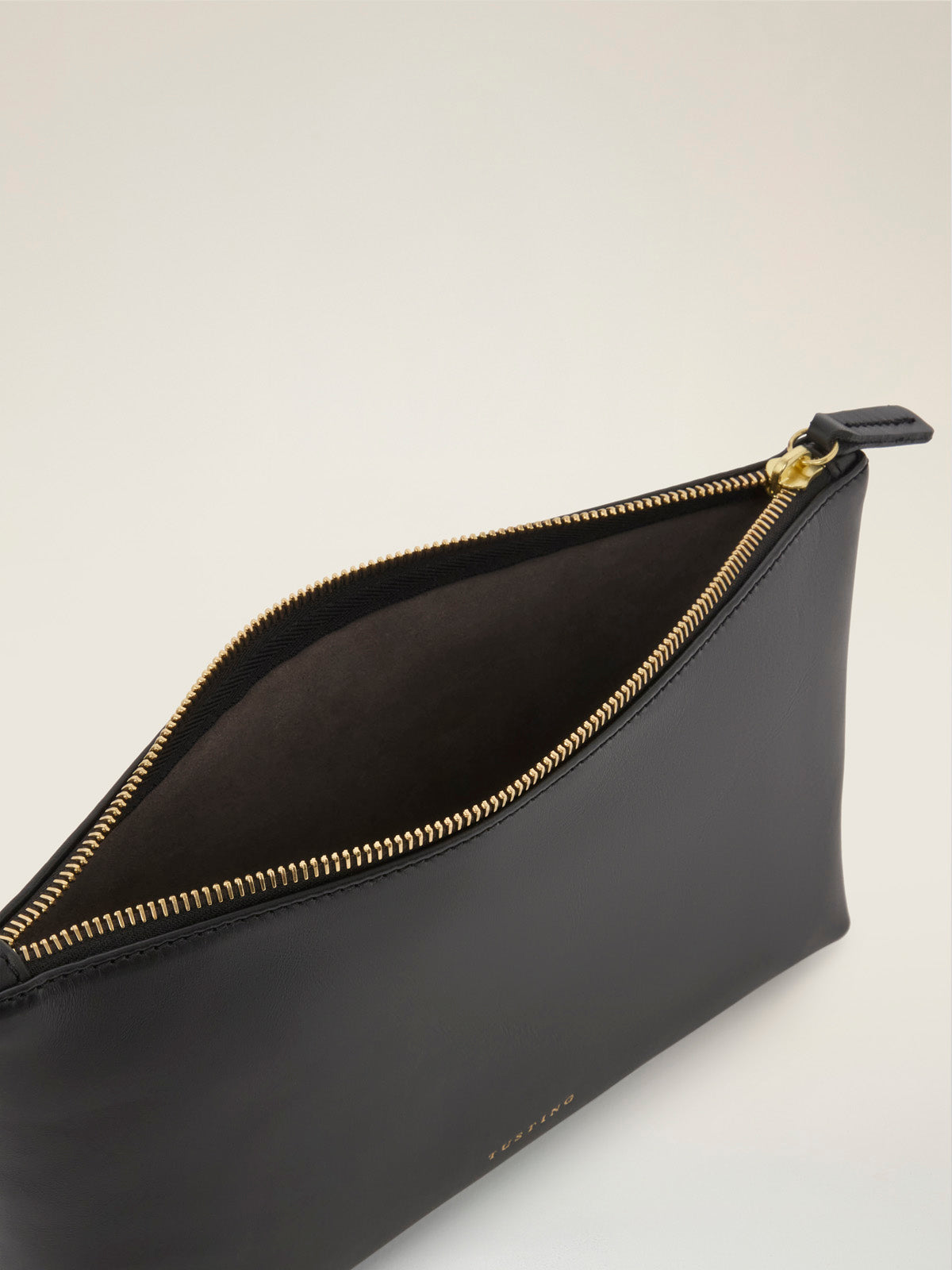 Lucy Pouch