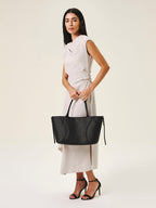 Iris Medium Tote